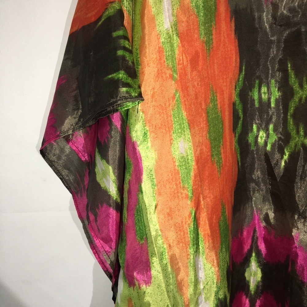 Chico’s Multi Color Top - Picture 3 of 4